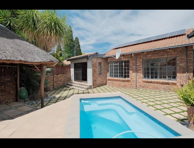3 BEDROOM HOUSE FOR SALE IN GARSFONTEIN